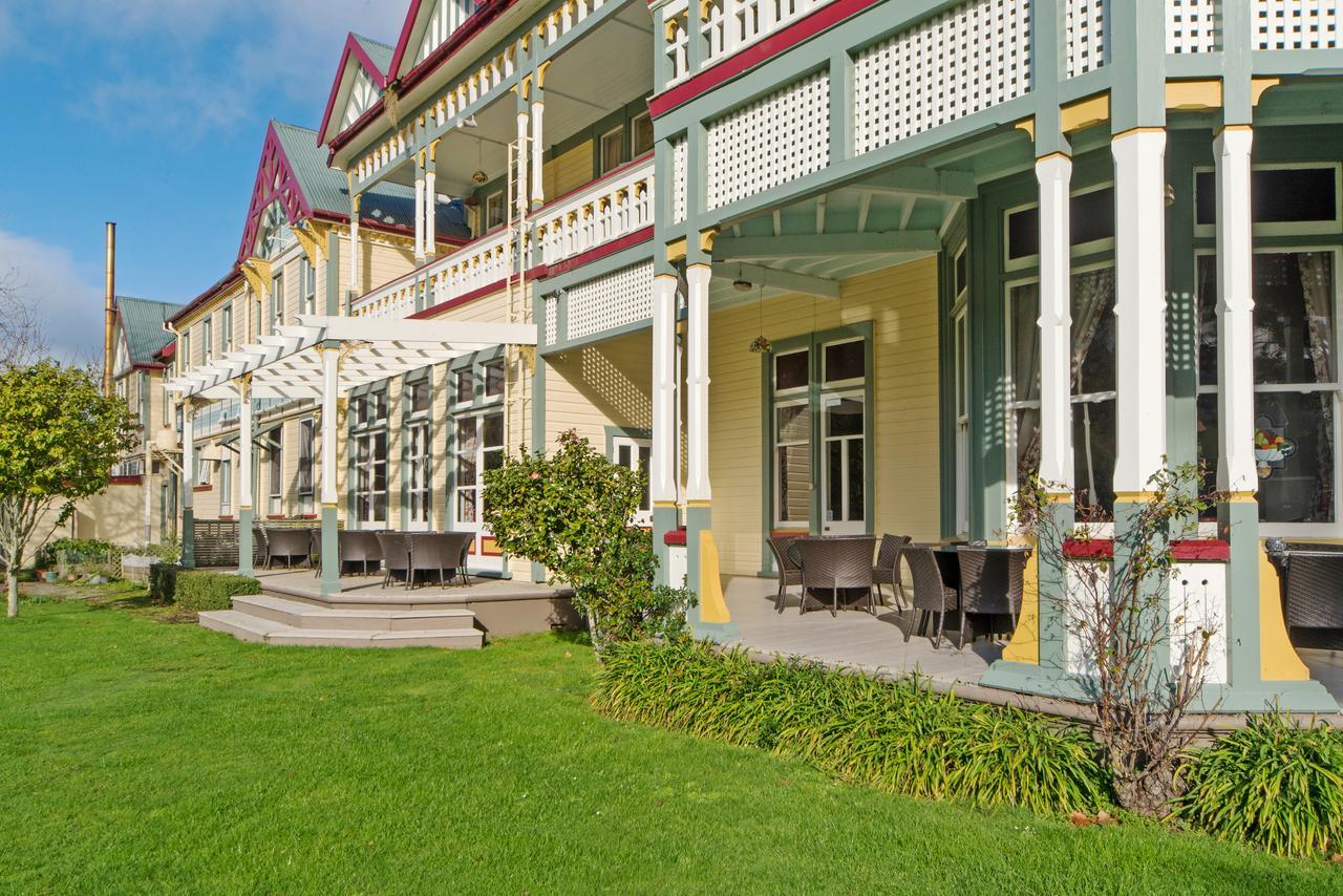 Highden Manor Estate Hotel พาล์เมอร์สตันนอร์ท ภายนอก รูปภาพ