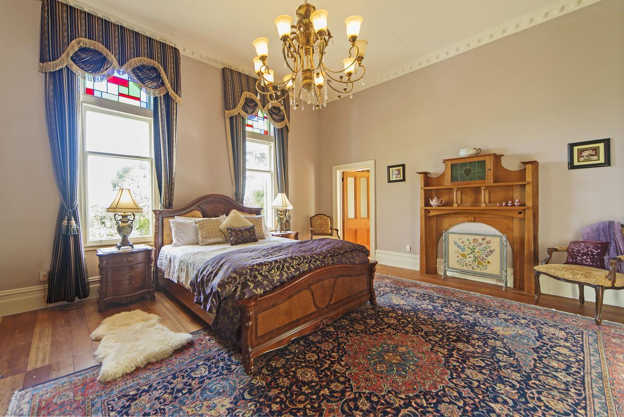 Highden Manor Estate Hotel พาล์เมอร์สตันนอร์ท ภายนอก รูปภาพ