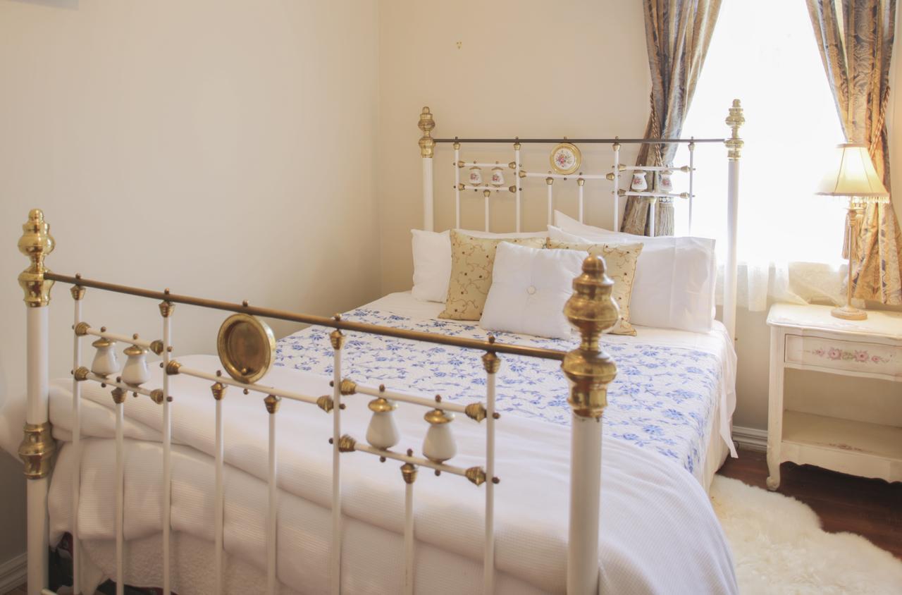 Highden Manor Estate Hotel พาล์เมอร์สตันนอร์ท ภายนอก รูปภาพ