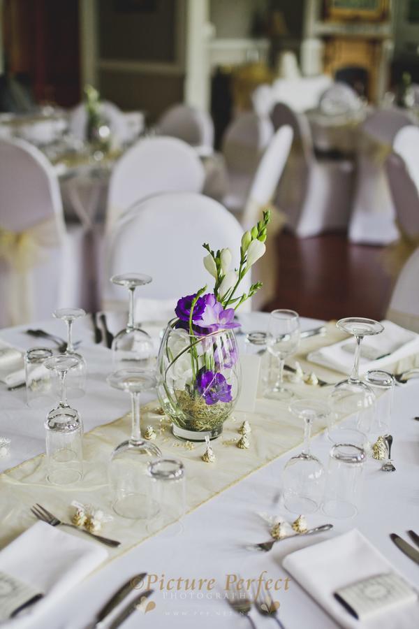 Highden Manor Estate Hotel พาล์เมอร์สตันนอร์ท ภายนอก รูปภาพ