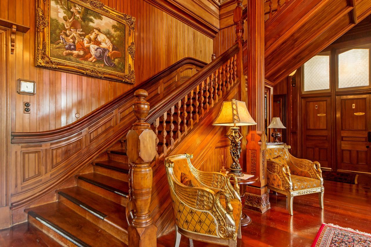 Highden Manor Estate Hotel พาล์เมอร์สตันนอร์ท ภายนอก รูปภาพ