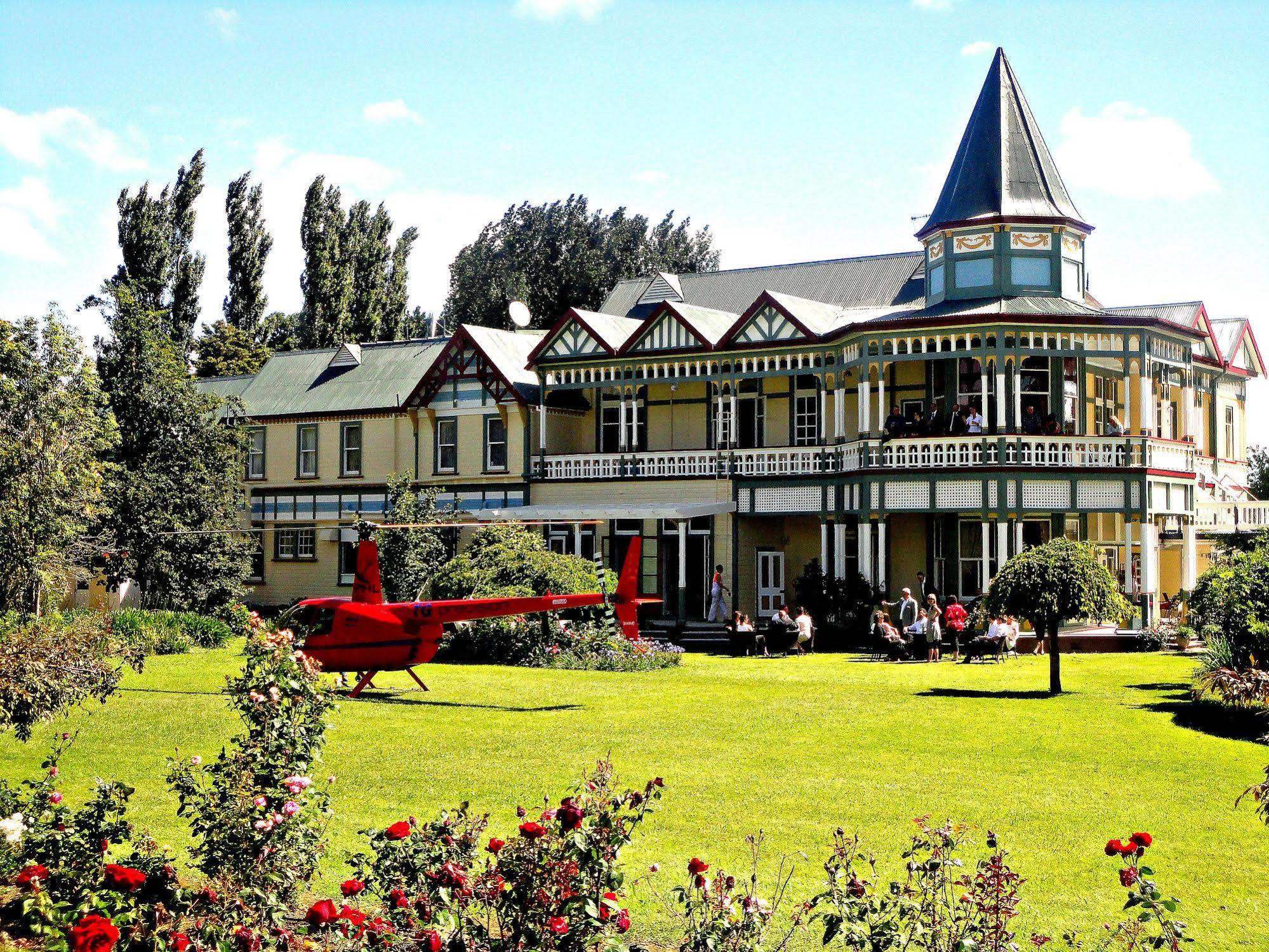 Highden Manor Estate Hotel พาล์เมอร์สตันนอร์ท ภายนอก รูปภาพ