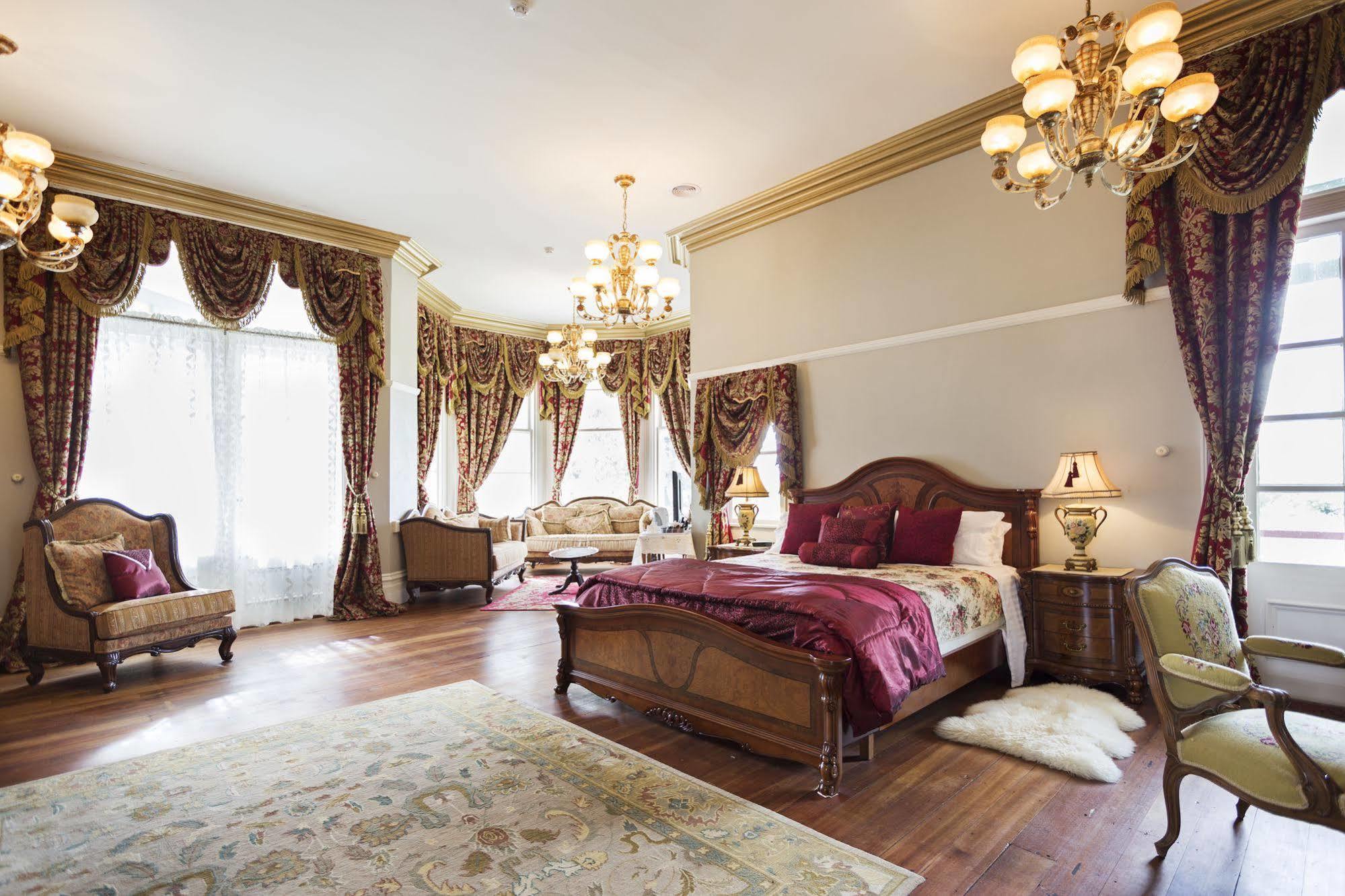 Highden Manor Estate Hotel พาล์เมอร์สตันนอร์ท ภายนอก รูปภาพ