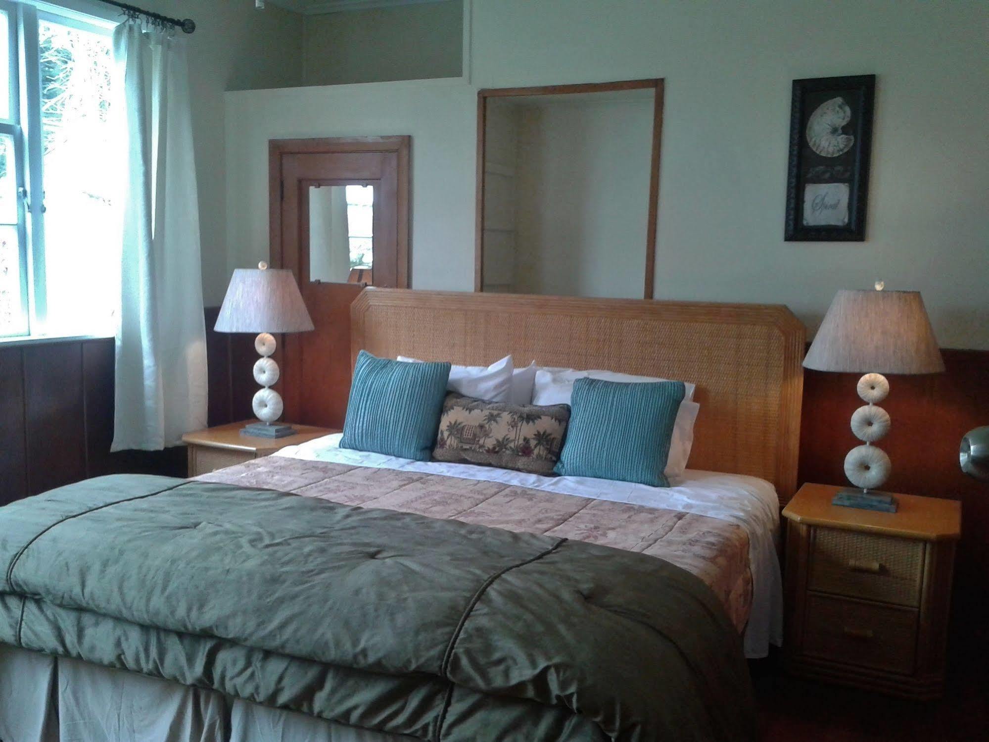 Highden Manor Estate Hotel พาล์เมอร์สตันนอร์ท ภายนอก รูปภาพ