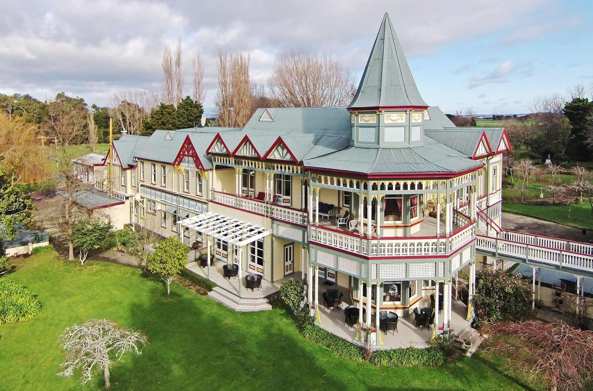 Highden Manor Estate Hotel พาล์เมอร์สตันนอร์ท ภายนอก รูปภาพ